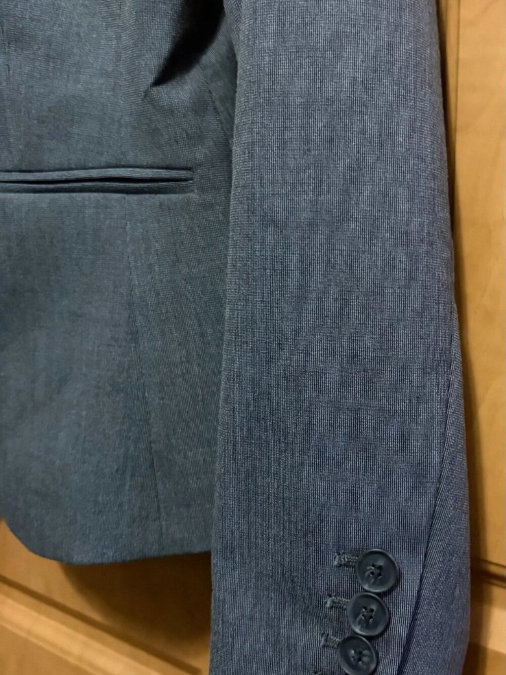 Ann Taylor Tailored Charcoal Gray Stretch Blazer | Classic Career Workwear - Picture 4 of 6